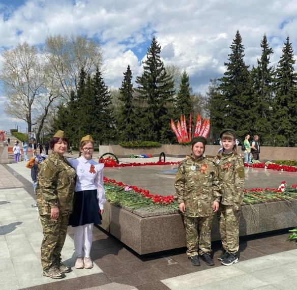 Клуб "Патриот" отдал дань памяти героям у Вечного огня.